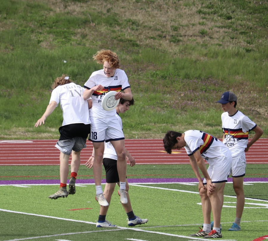 Ultimate Frisbee: Undefeated and State Champions